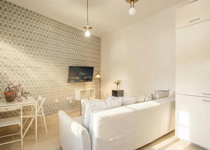 Charming In The Center - 10m Walk Isla Magica *